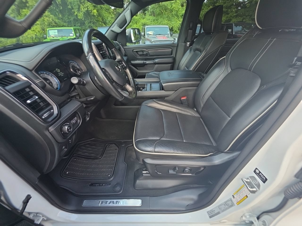 Used 2022 RAM 1500 Limited w/ Body Color Bumper Group RWD image 15