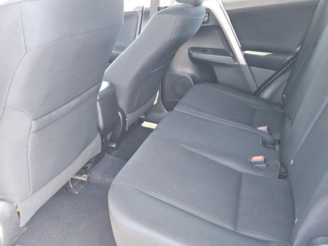 Used 2017 Toyota RAV4 LE FWD image 23