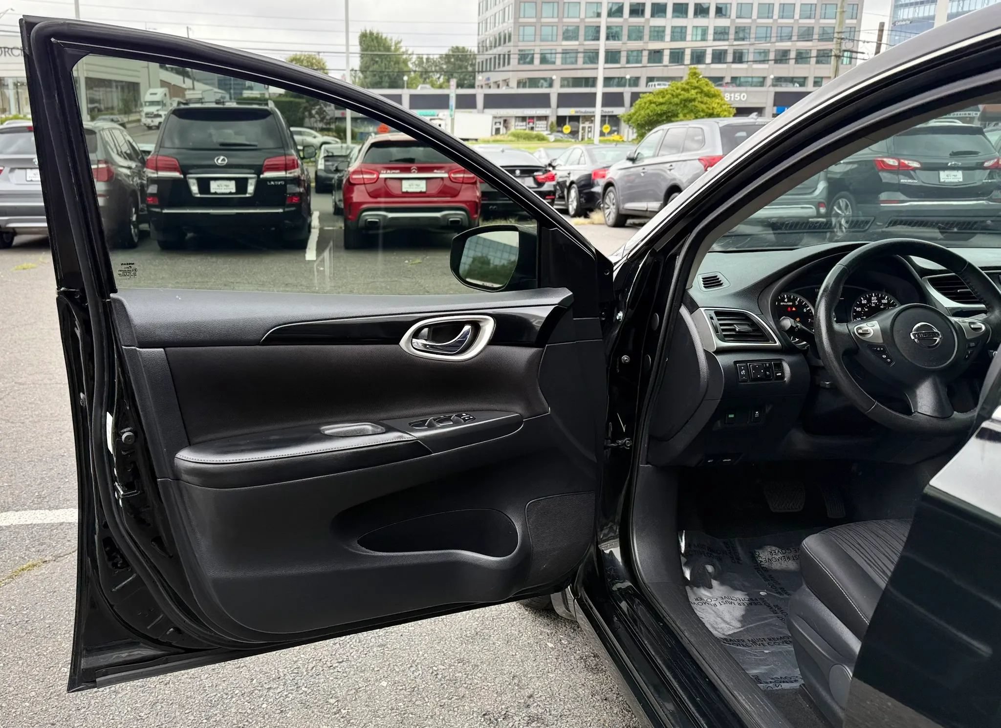 Used 2019 Nissan Sentra SV FWD image 9