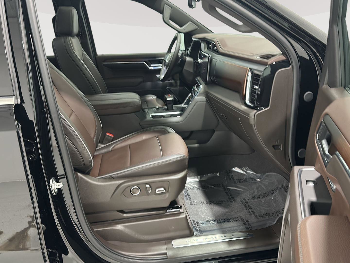 Used 2026 GMC Sierra 1500 Denali w/ Denali Reserve Package image 24