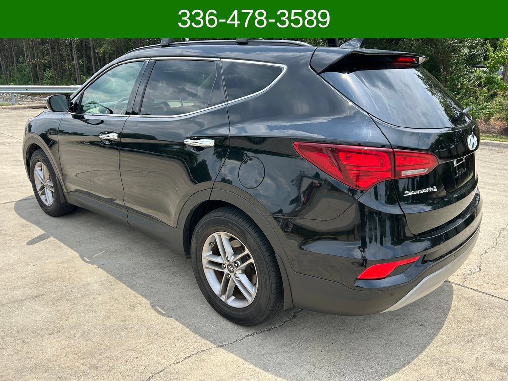Used 2017 Hyundai Santa Fe Sport w/ 2.4L Tech Package 04 FWD image 3