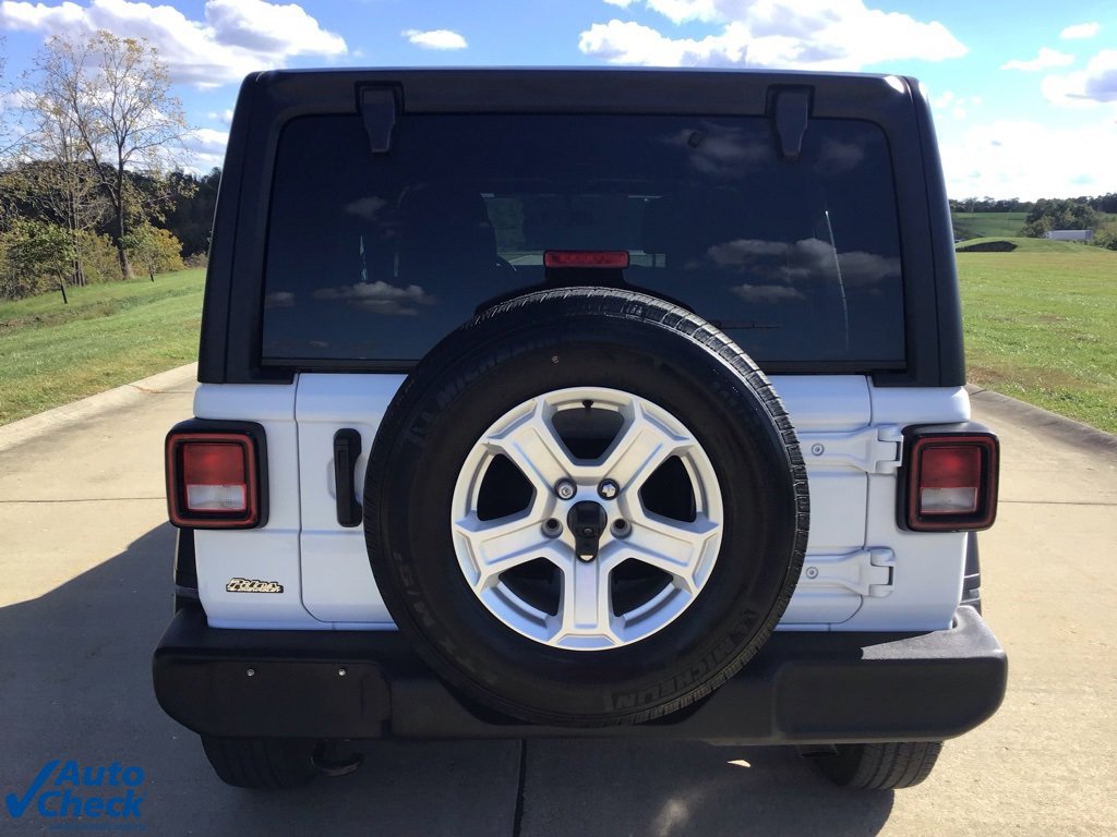 Used 2023 Jeep Wrangler Sport S image 4