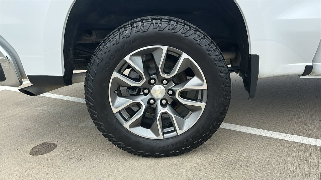 Used 2022 Chevrolet Silverado 1500 LT w/ Texas Edition Plus RWD image 17