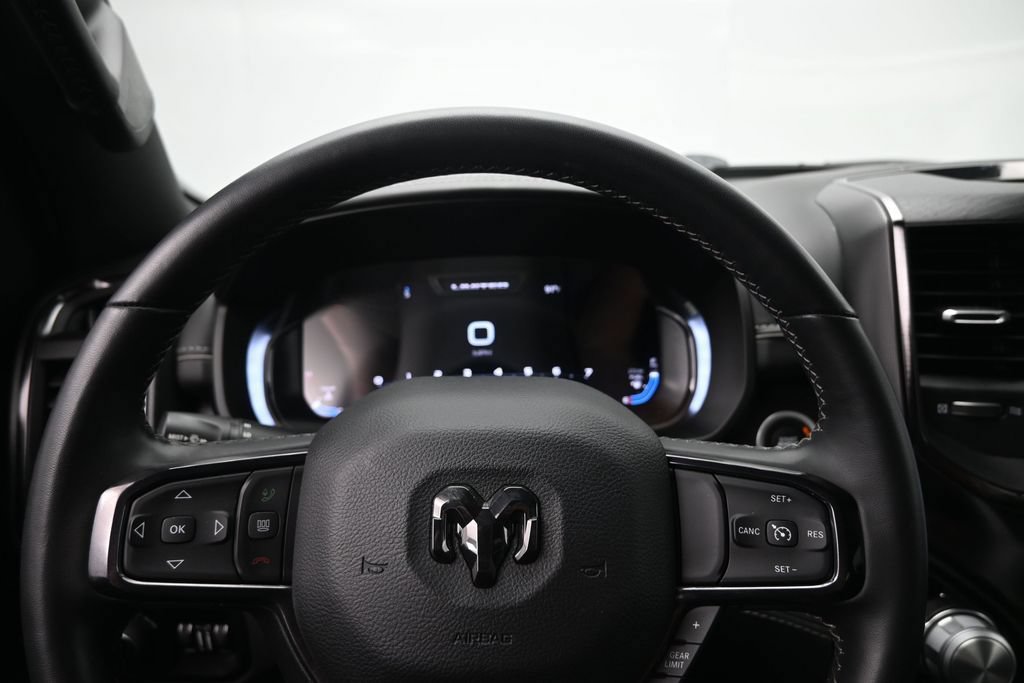 Used 2024 RAM 1500 Limited AWD/4WD image 12
