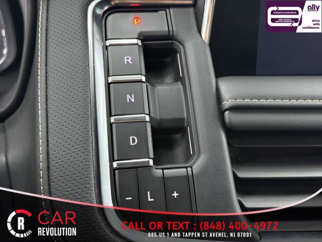 Used 2024 GMC Yukon XL SLT image 25