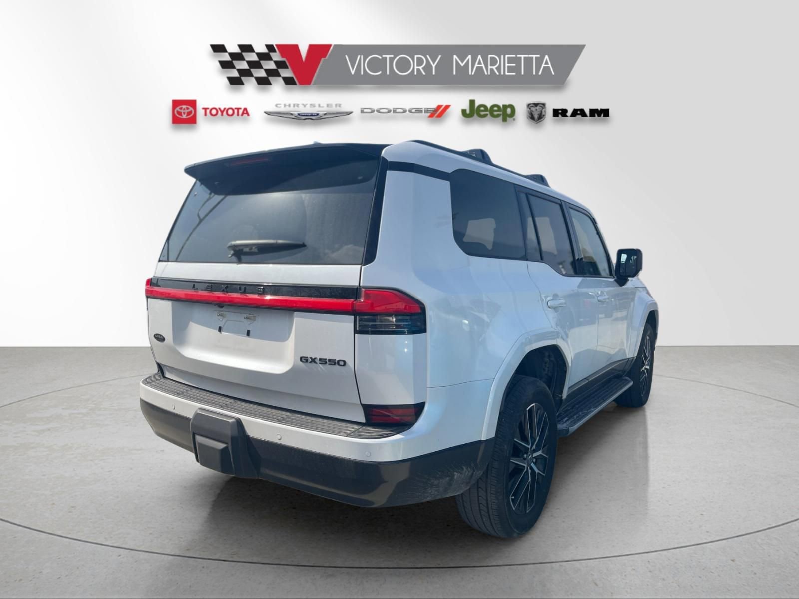 Used 2024 Lexus GX 550 w/ Cold Area Package image 3