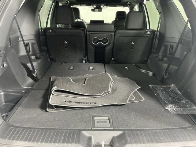 Used 2026 Honda Pilot Black Edition image 26