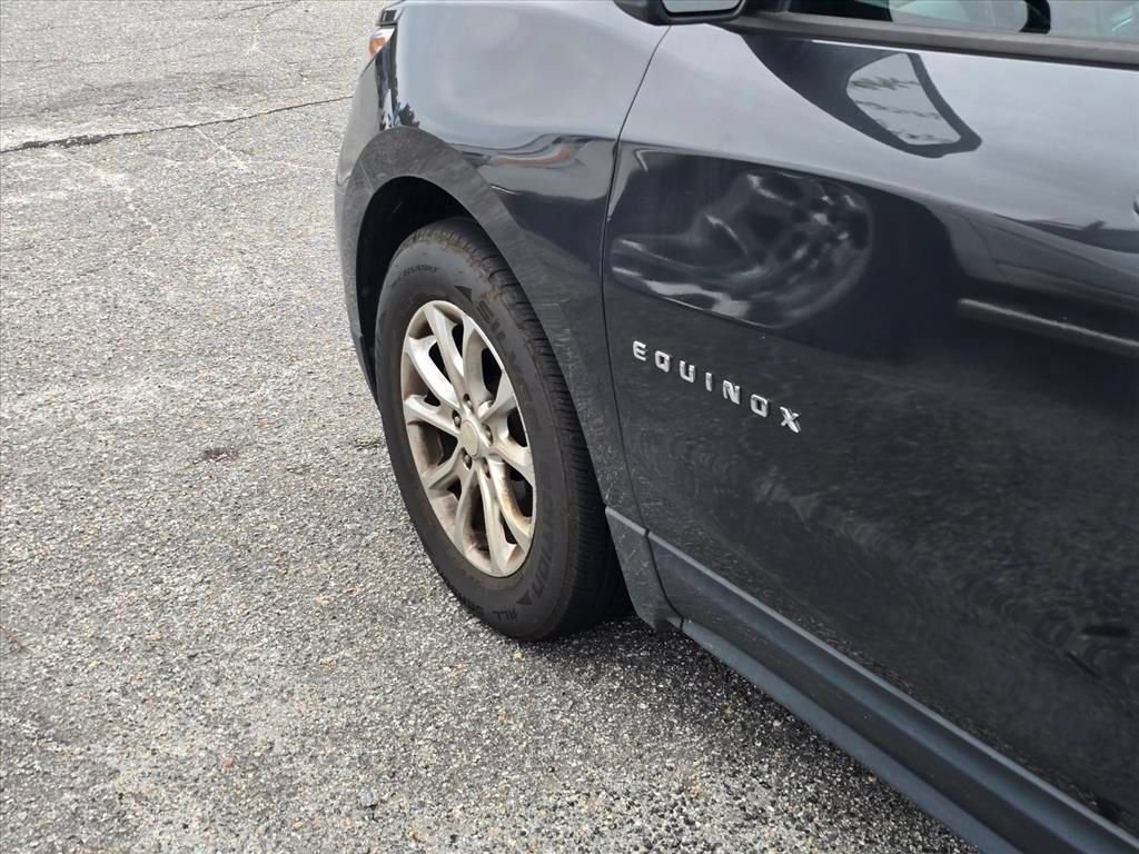 Used 2020 Chevrolet Equinox LS w/ LPO, Floor Liner Package FWD image 20