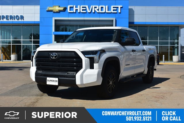 Used 2024 Toyota Tundra SR5 w/ SR5 Convenience Package AWD/4WD image 1