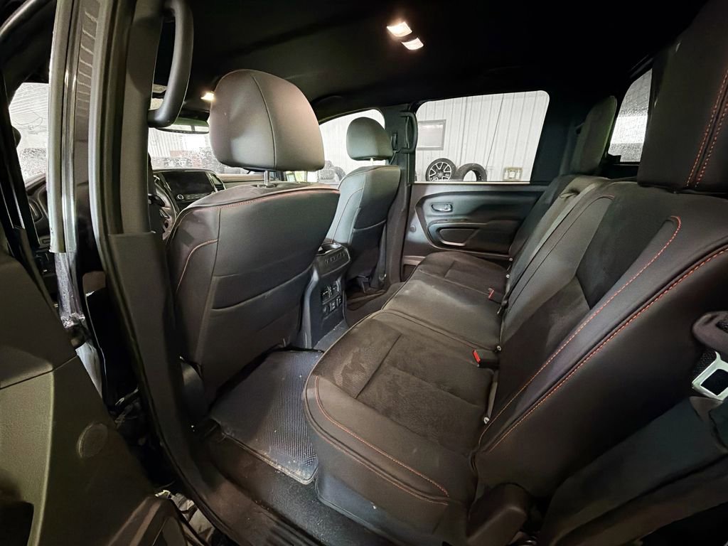 Used 2021 Nissan Titan PRO-4X AWD/4WD image 9