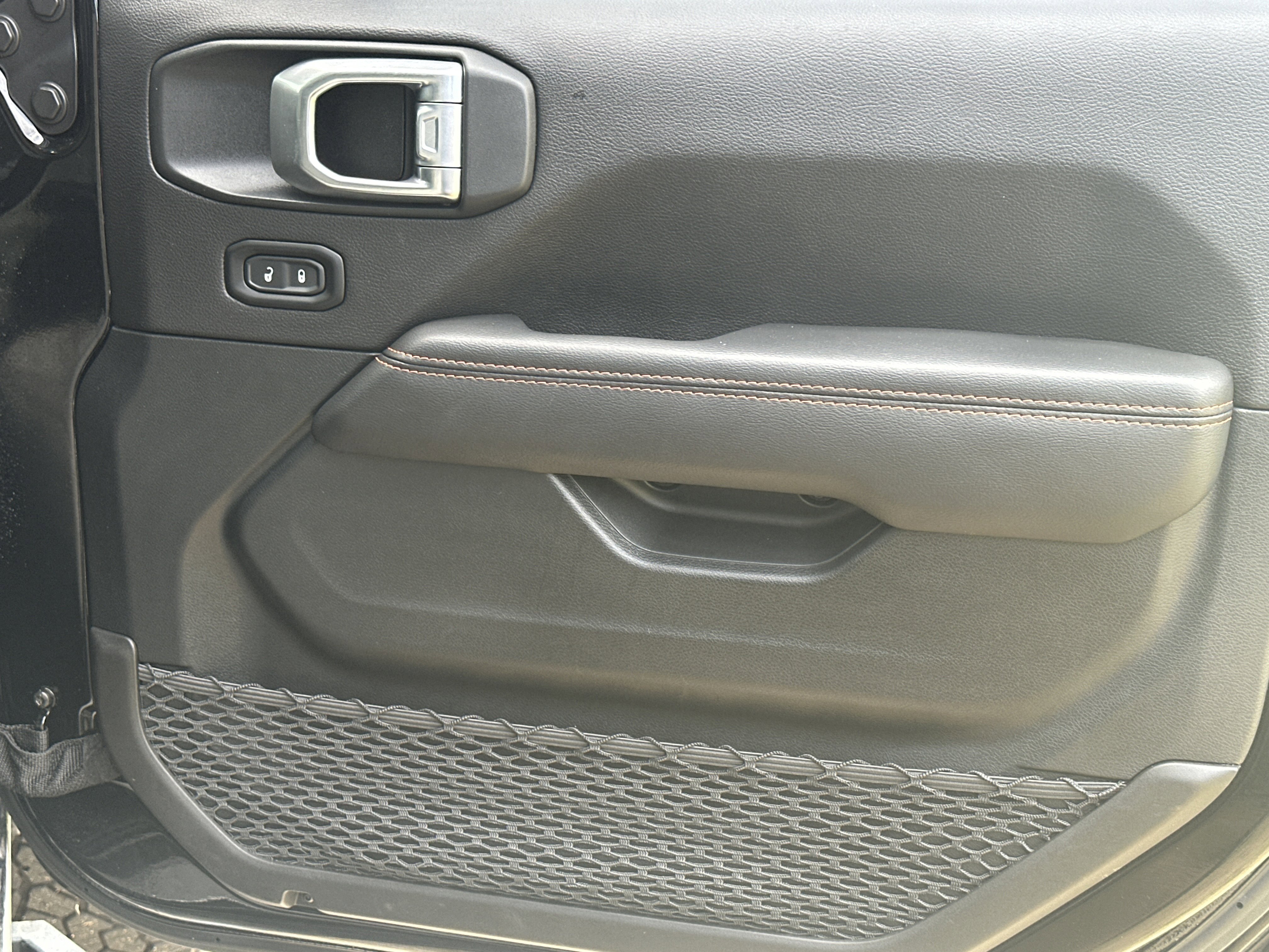 Used 2022 Jeep Gladiator Mojave w/ LED Lighting Group image 14