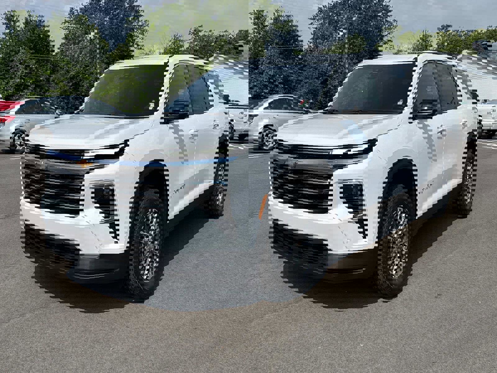 New 2025 Chevrolet Traverse LT w/ Enhanced Driving Package image 4