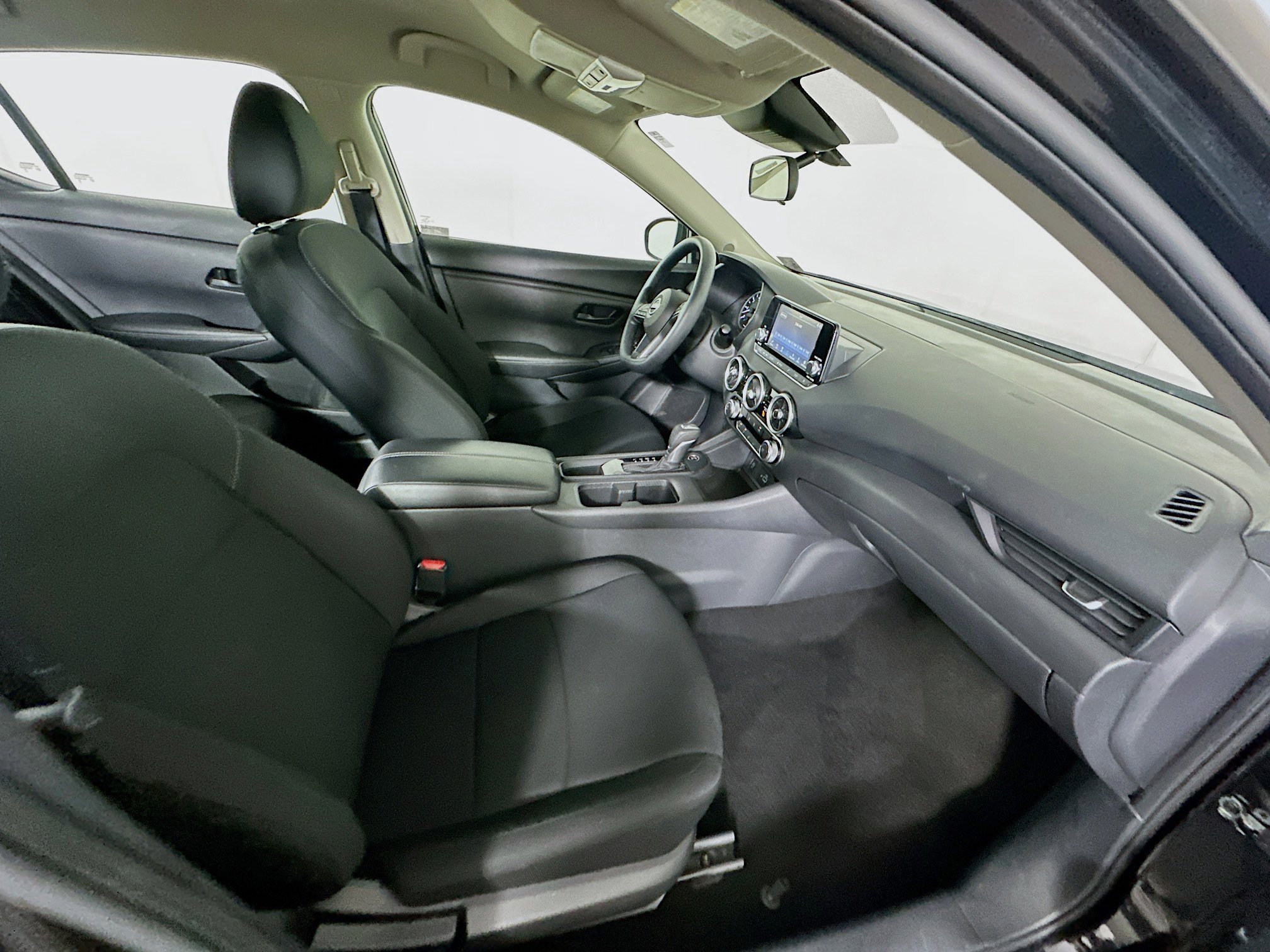 Used 2024 Nissan Sentra S image 29