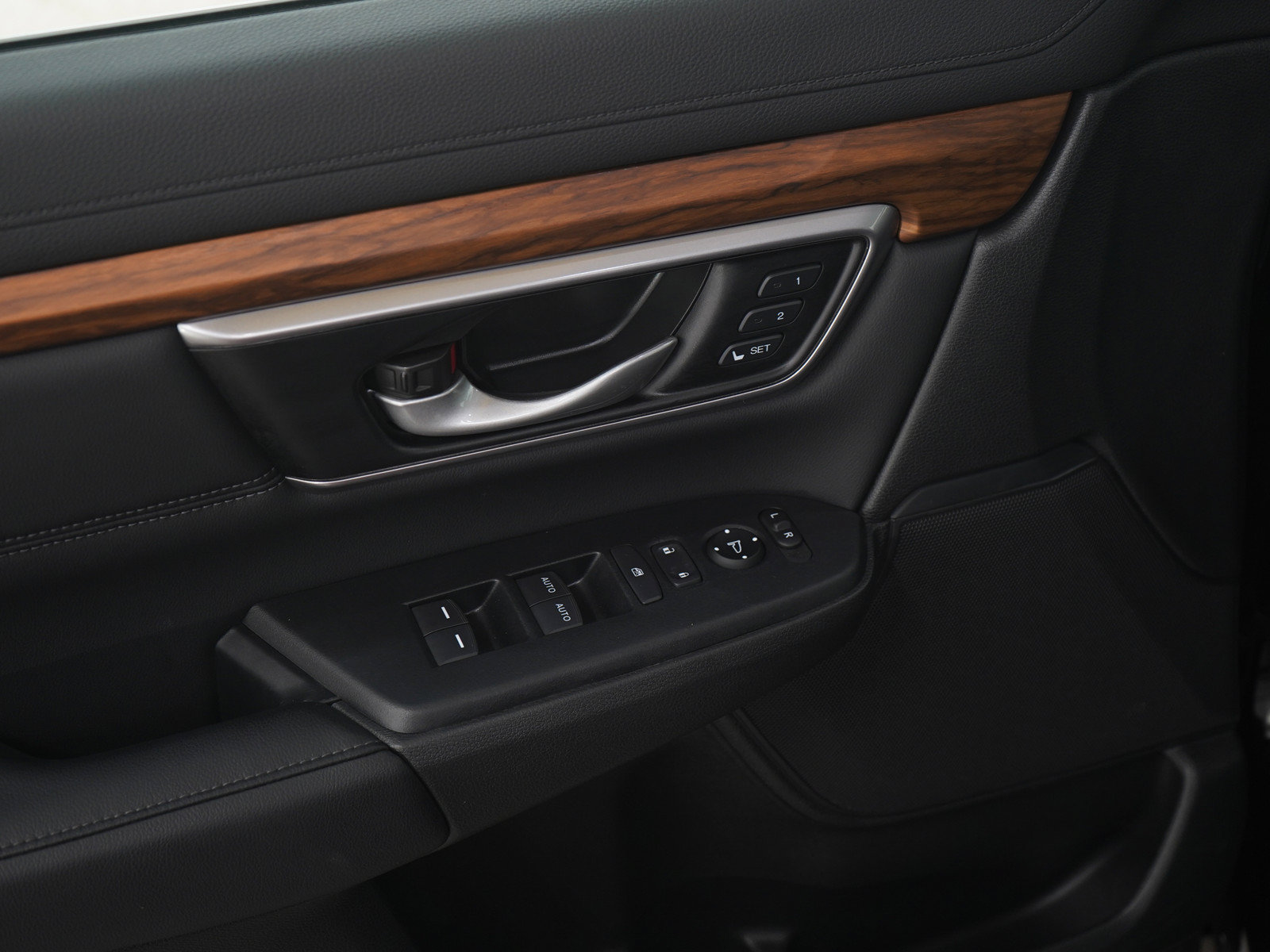 Used 2022 Honda CR-V Touring image 21