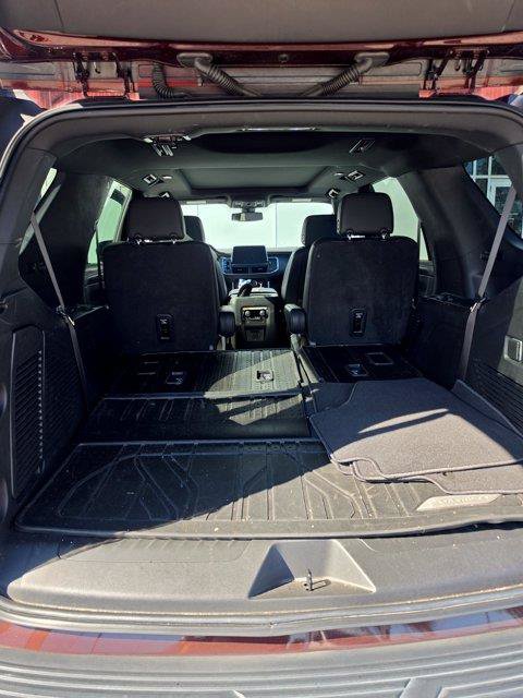 Used 2022 Chevrolet Tahoe LT w/ LT Signature Plus Package RWD image 15