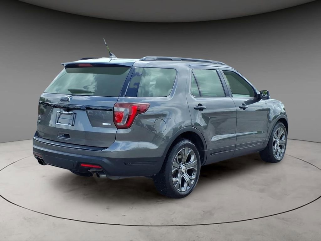 Used 2018 Ford Explorer Sport w/ Equipment Group 401A AWD/4WD image 9