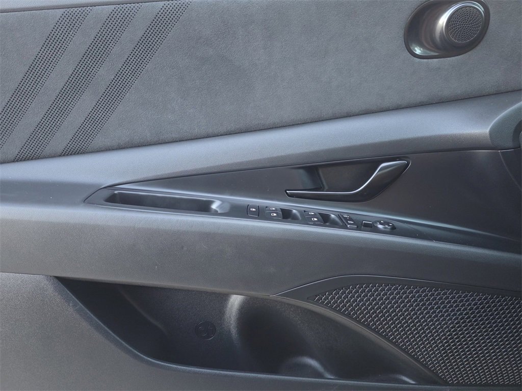 Used 2024 Hyundai Elantra N image 18