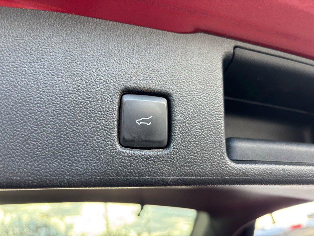 Used 2022 Ford Escape SE w/ Convenience Package image 11