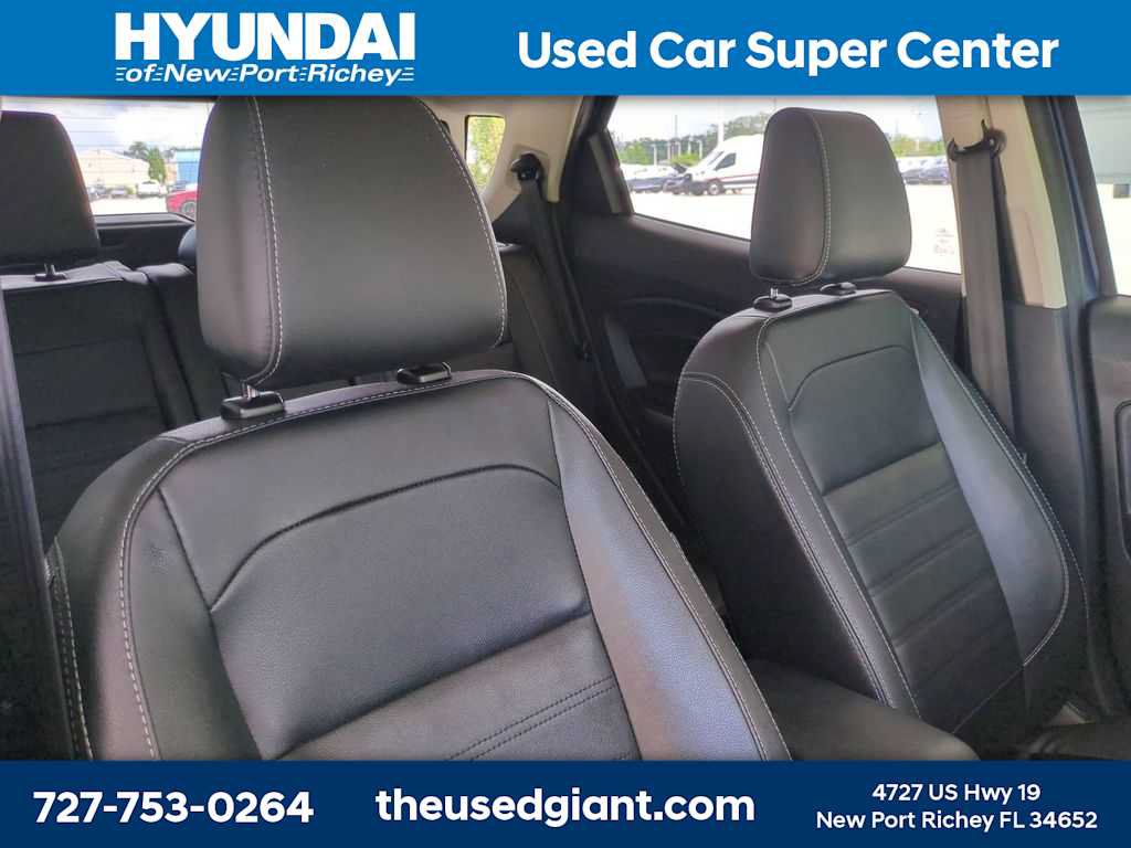 Used 2021 Ford EcoSport Titanium FWD image 6
