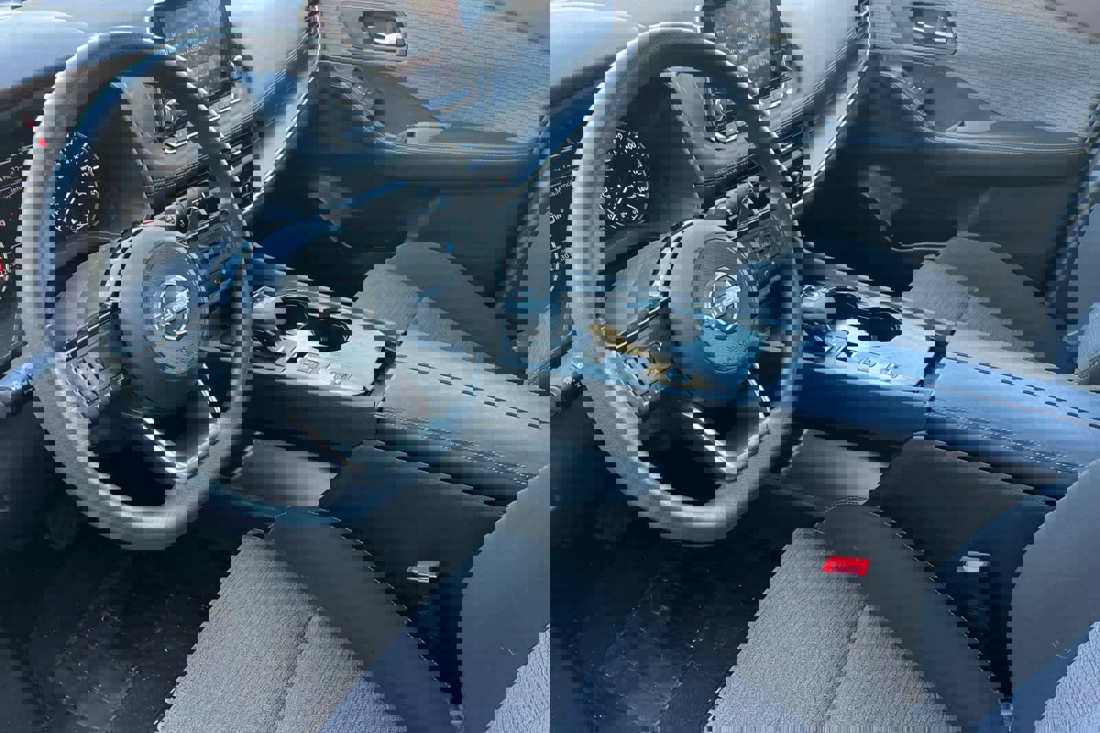 Certified 2023 Nissan Rogue SV image 12