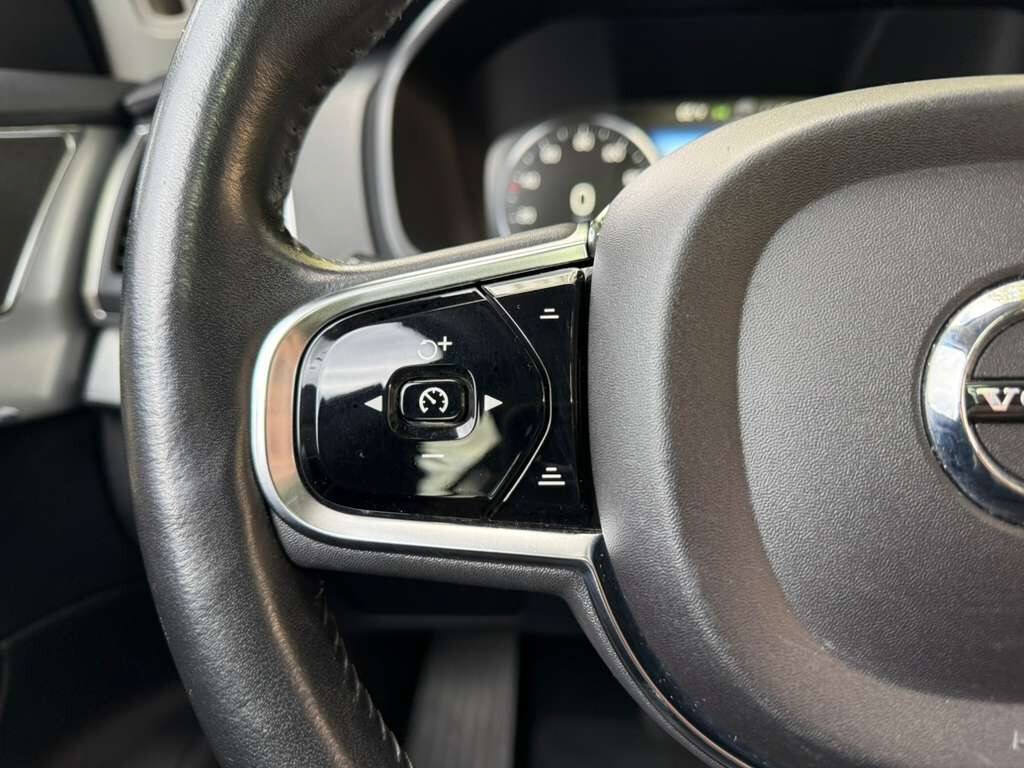 Used 2017 Volvo XC90 T6 Momentum w/ Vision Package AWD/4WD image 46