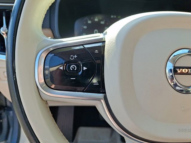 Used 2017 Volvo S90 T6 Inscription w/ Vision Package image 22