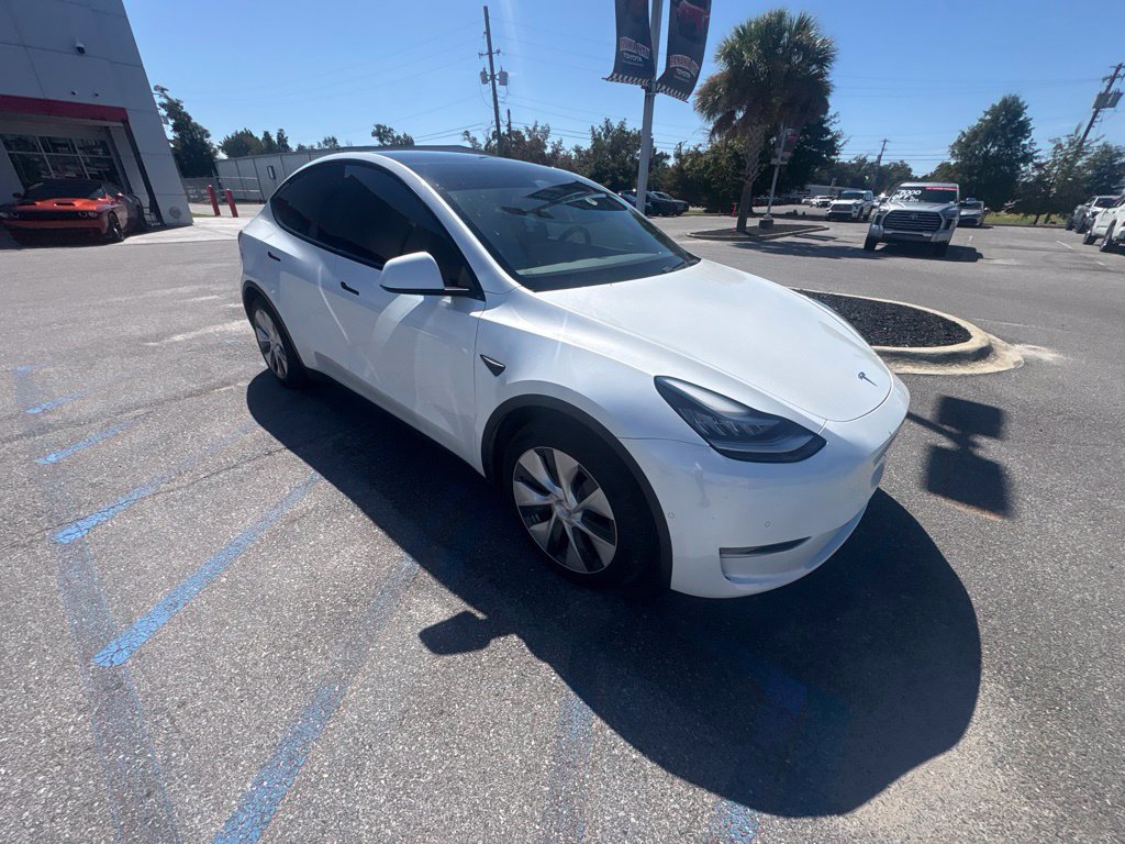 Used 2021 Tesla Model Y Long Range AWD/4WD image 15