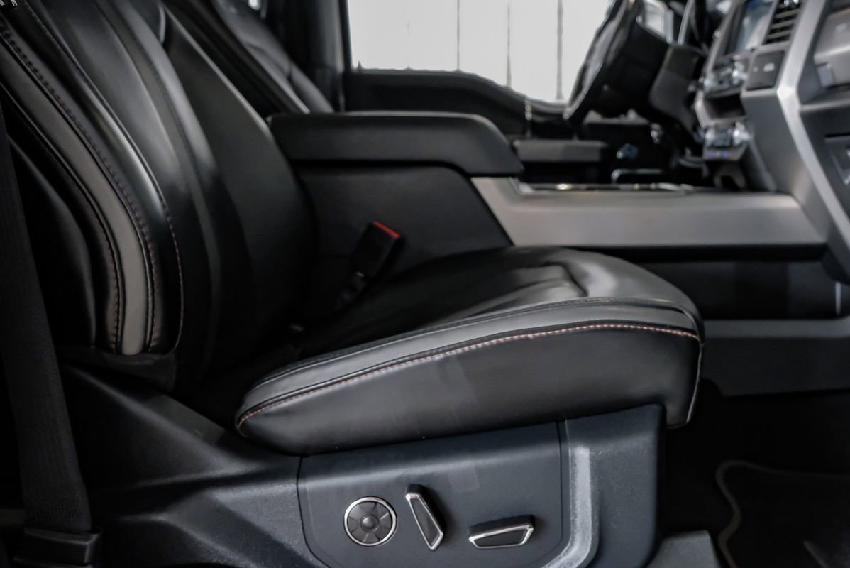 Used 2021 Ford F450 Platinum w/ FX4 Off-Road Package image 31