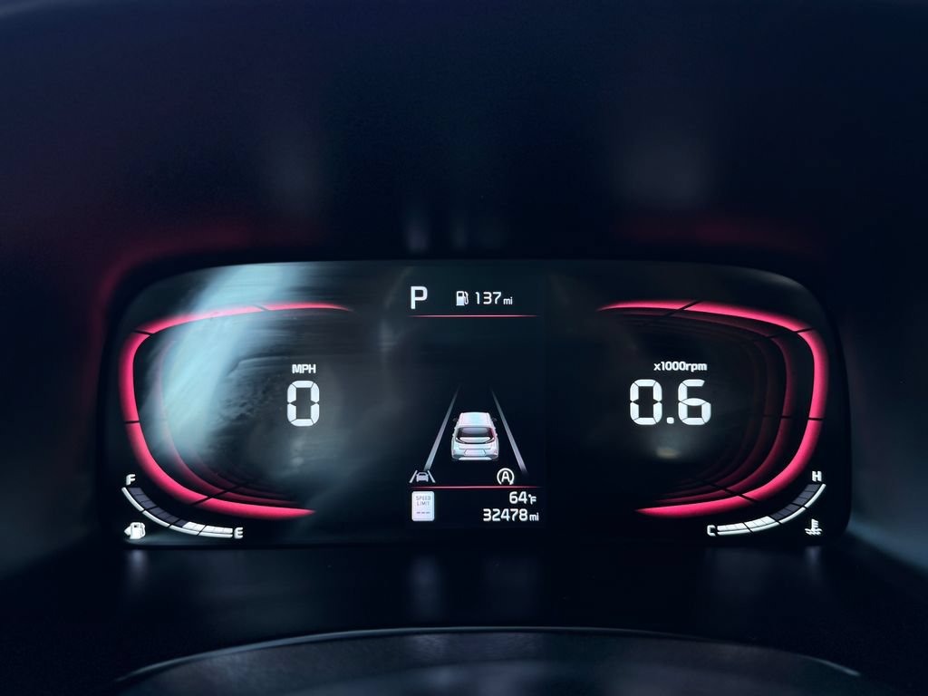 Used 2024 Kia Soul LX w/ Option Group 015 FWD image 19
