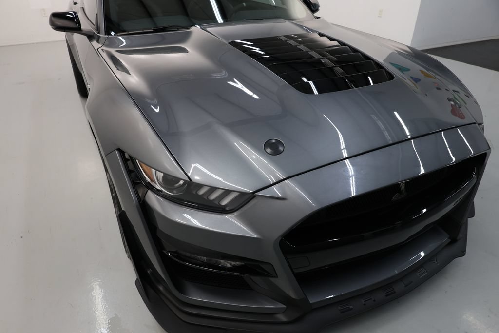 Used 2022 Ford Mustang Shelby GT500 w/ Carbon Fiber Track Pack RWD image 62