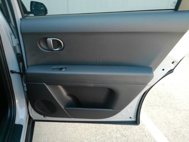 Used 2025 Hyundai Ioniq 5 SE RWD image 24