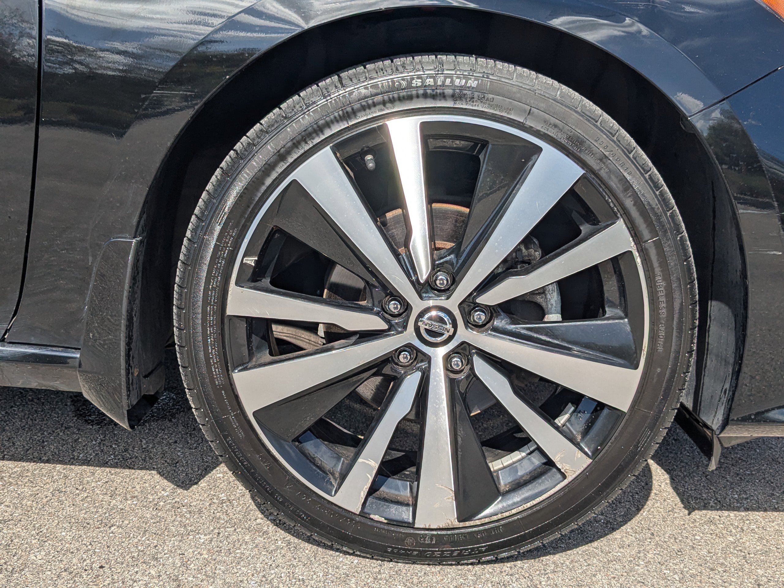 Used 2022 Nissan Altima 2.5 Platinum image 11