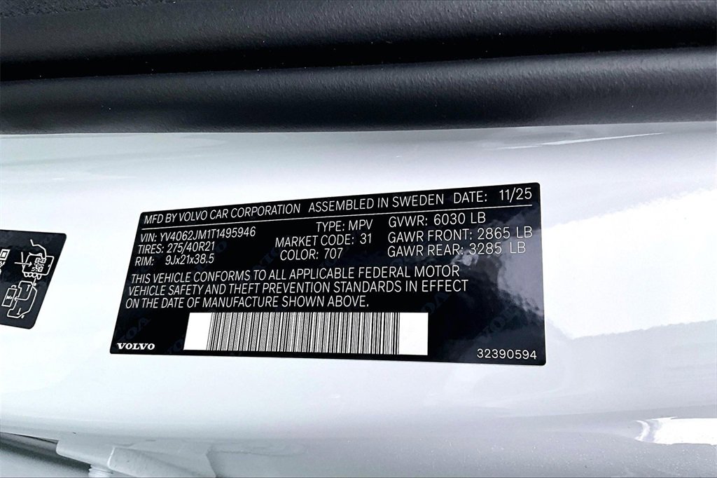 New 2026 Volvo XC90 B6 Ultra w/ Lounge Package image 14