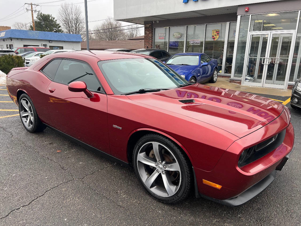 Used 2014 Dodge Challenger R/T image 4