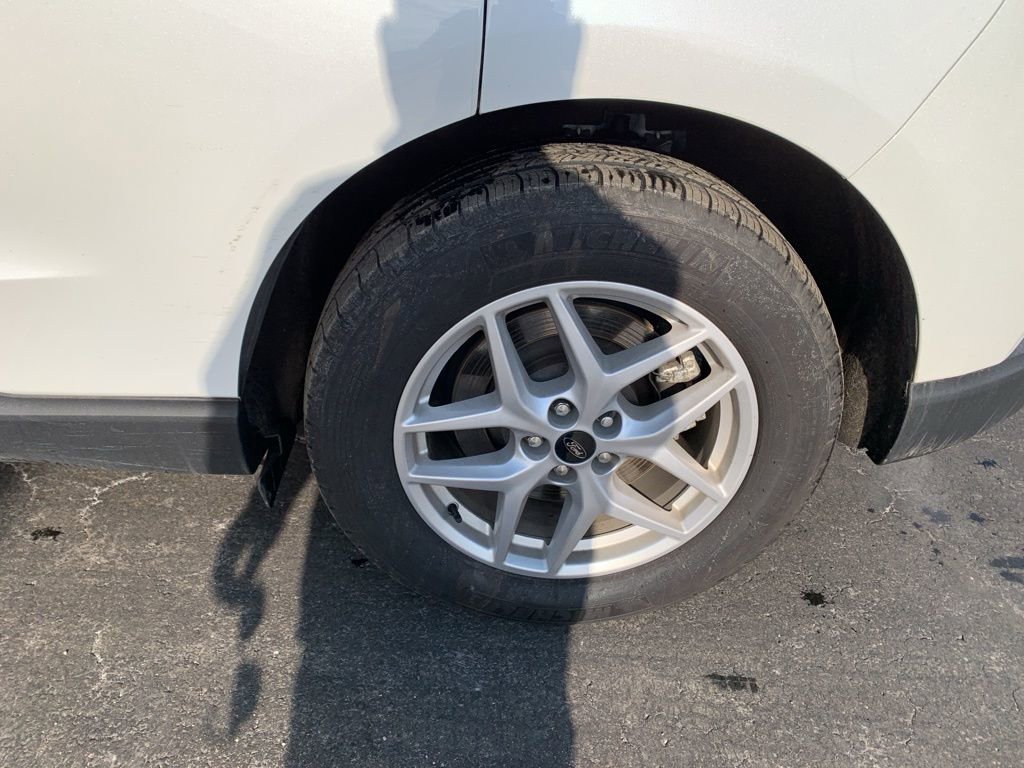 Used 2024 Ford Edge SEL w/ Convenience Package AWD/4WD image 9