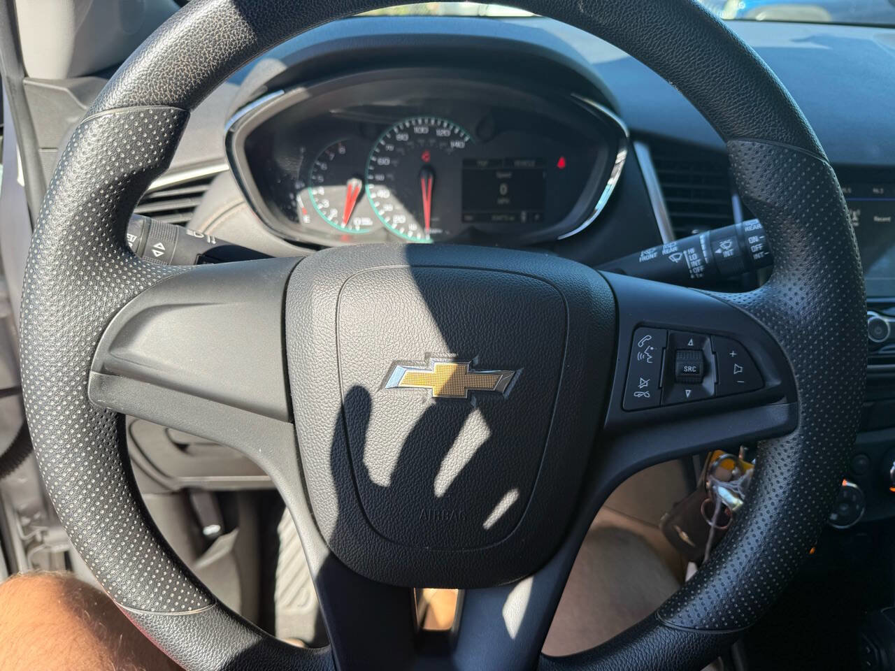 Used 2018 Chevrolet Trax LS image 11