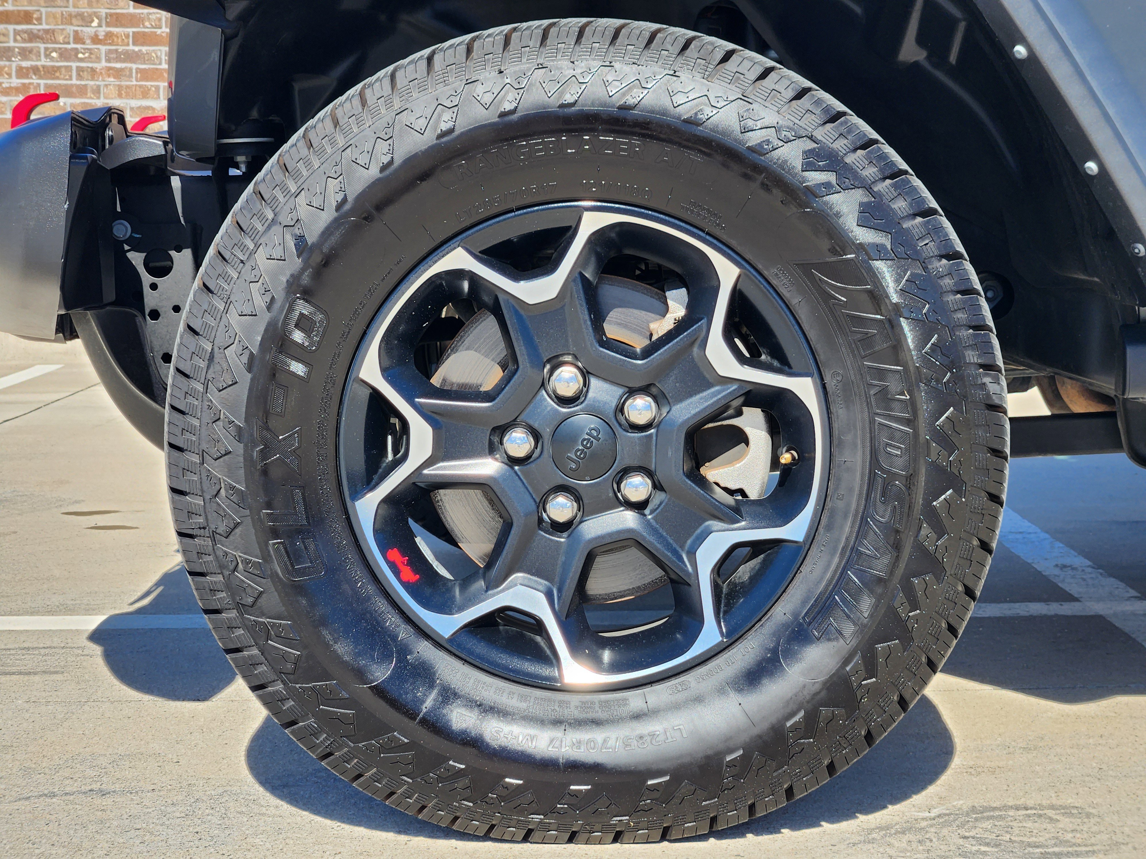 Used 2023 Jeep Wrangler Unlimited Rubicon image 11