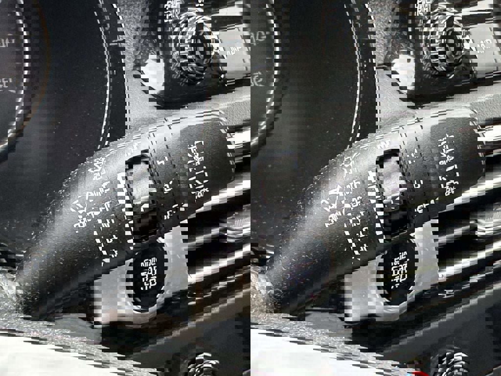 Certified 2021 Kia Seltos SX image 32