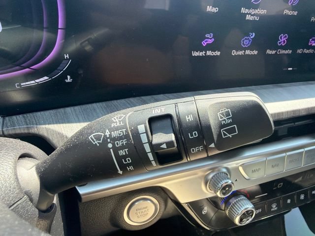 Used 2024 Kia Telluride EX w/ EX Captain's Chair Package AWD/4WD image 55
