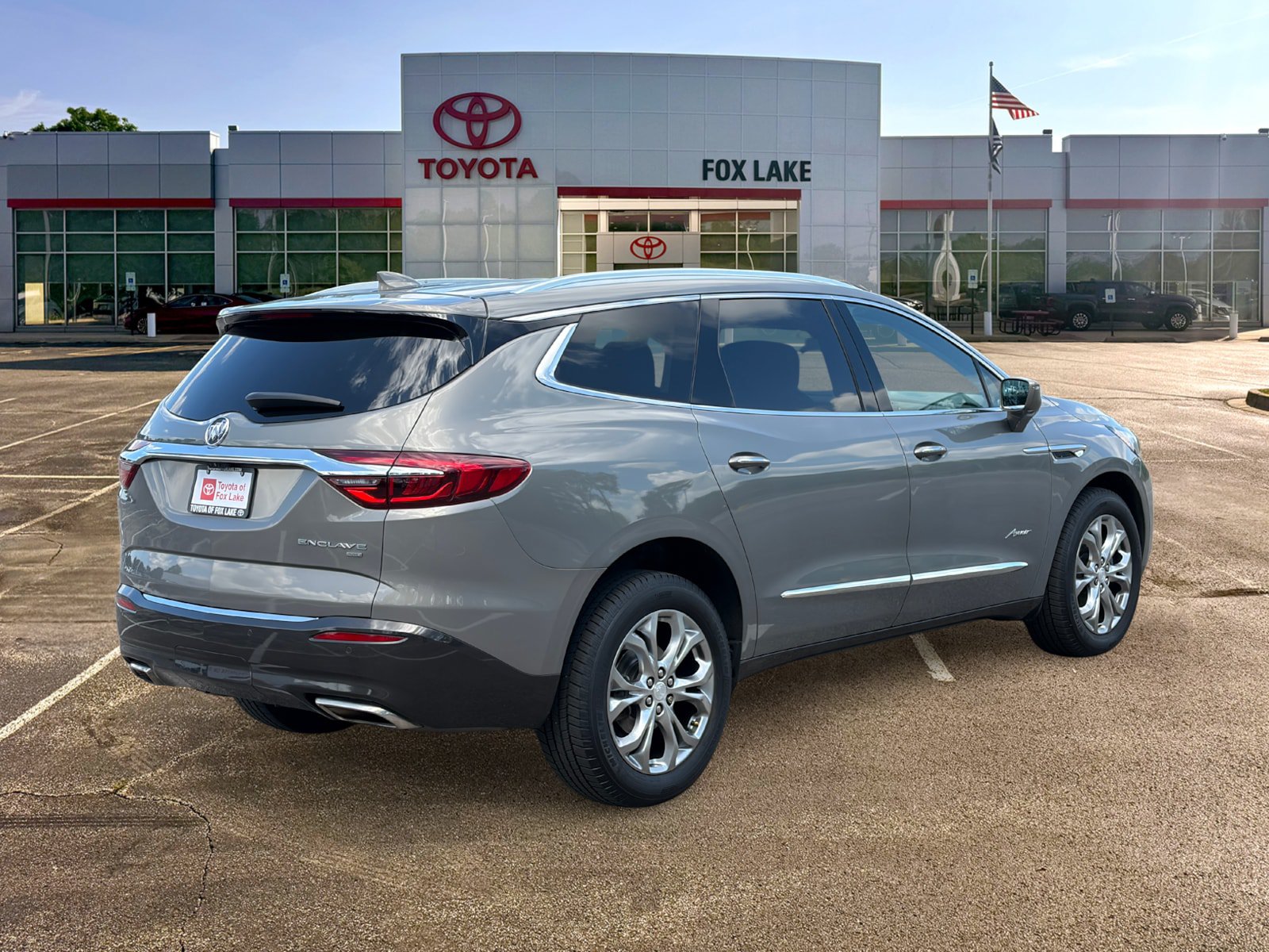 Used 2019 Buick Enclave Avenir w/ Avenir Technology Package AWD/4WD image 5