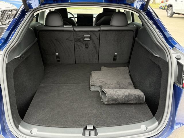 Used 2024 Tesla Model Y 2WD image 22