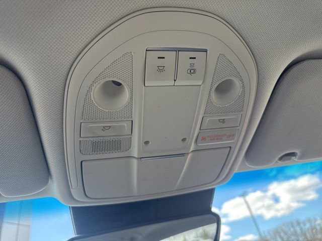 Used 2023 Genesis G70 2.0T AWD/4WD image 21