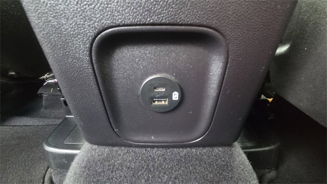 Used 2022 Ford Escape SE image 18