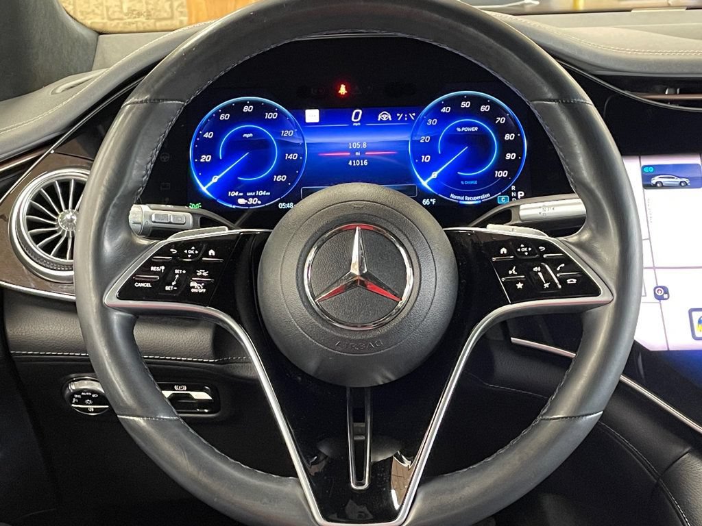 Used 2023 Mercedes-Benz EQS 580 4MATIC SUV image 25