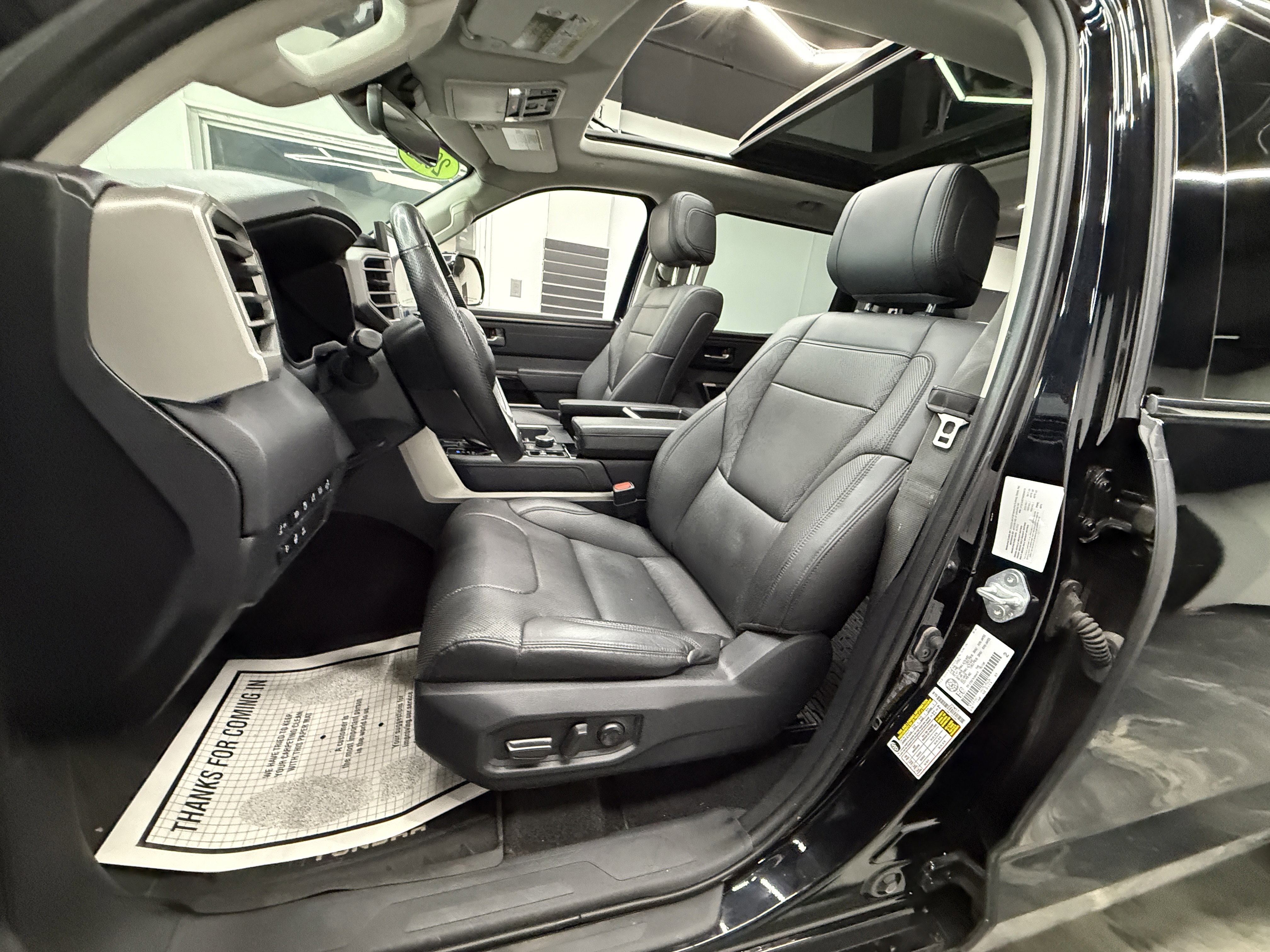 Used 2022 Toyota Tundra Limited image 12