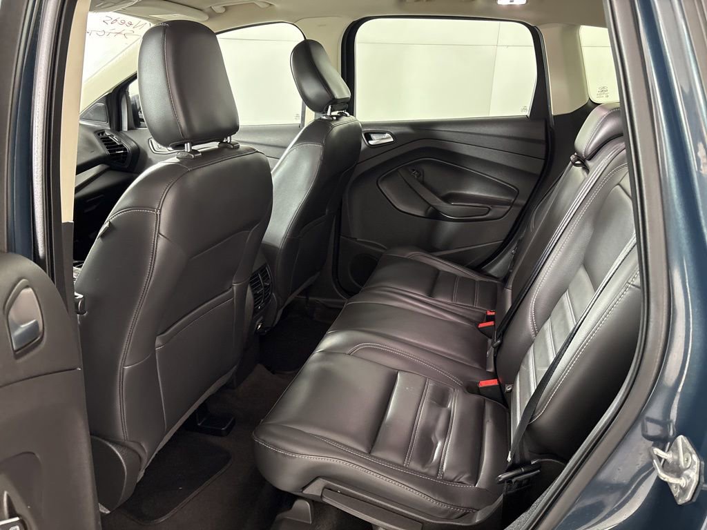 Used 2019 Ford Escape SEL image 18