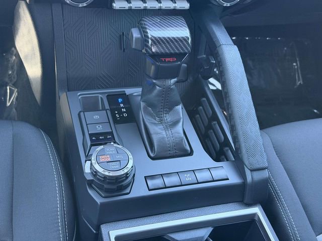 Used 2024 Toyota Tacoma TRD Off-Road image 15