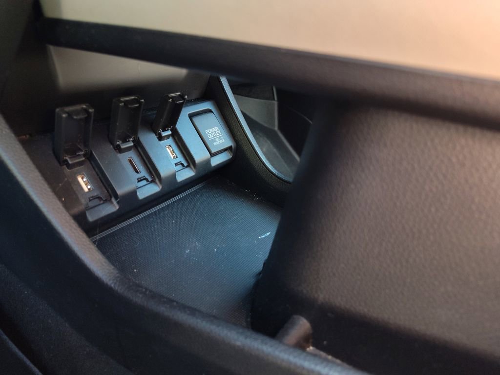 Used 2017 Honda HR-V EX image 32