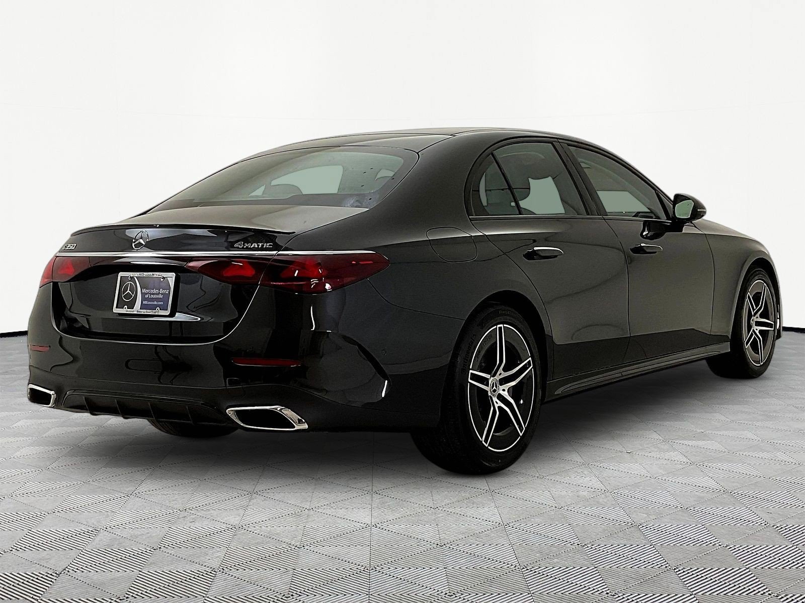 New 2026 Mercedes-Benz E 350 4MATIC Sedan image 6