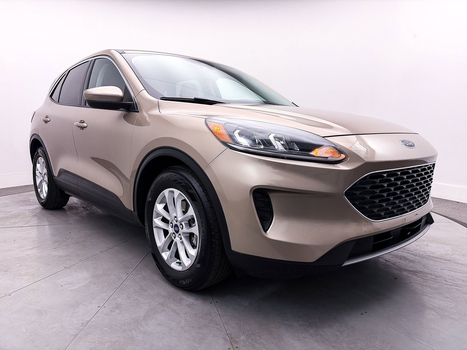 Used 2021 Ford Escape SE image 10